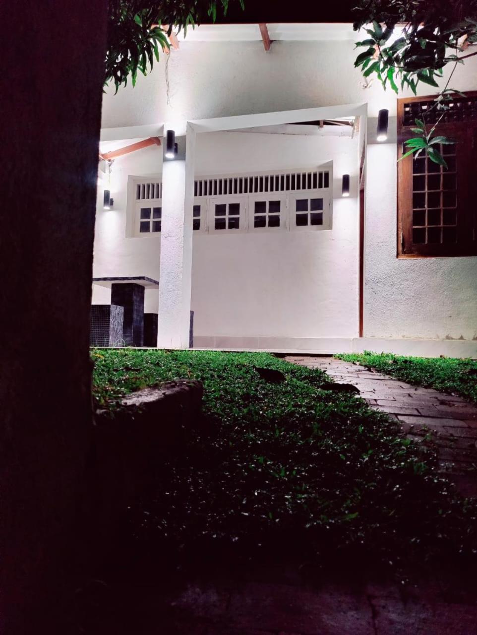 Ferienhaus Araliya Uyana Residencies - Entire House With Two Bedrooms *