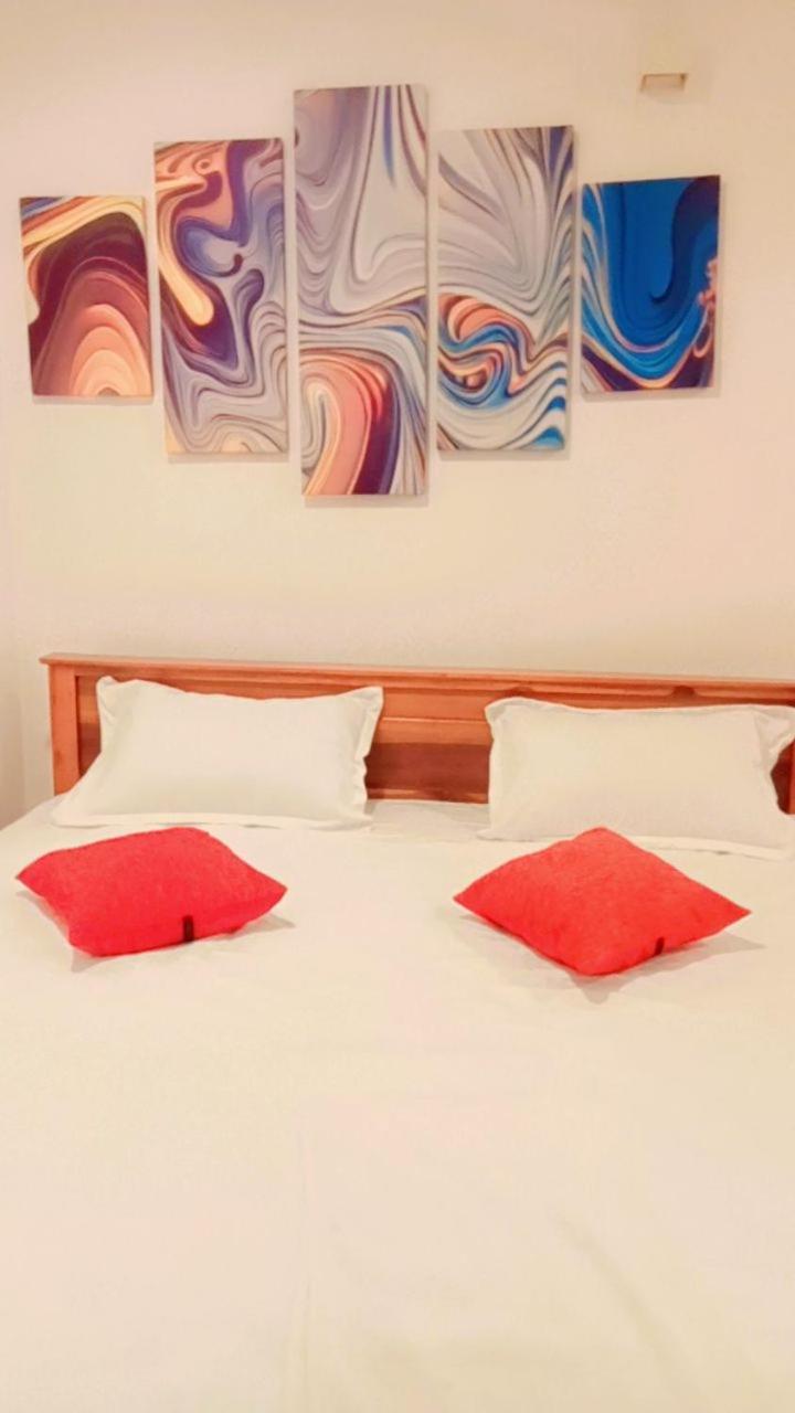 Araliya Uyana Residencies - Entire House With Two Bedrooms Ferienhaus *